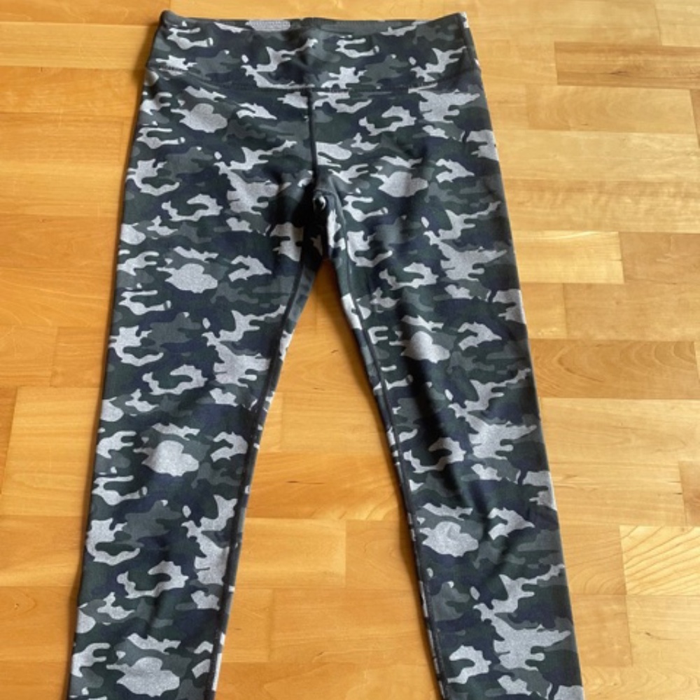 Fabletics mid-rise PowerHold legging in camo